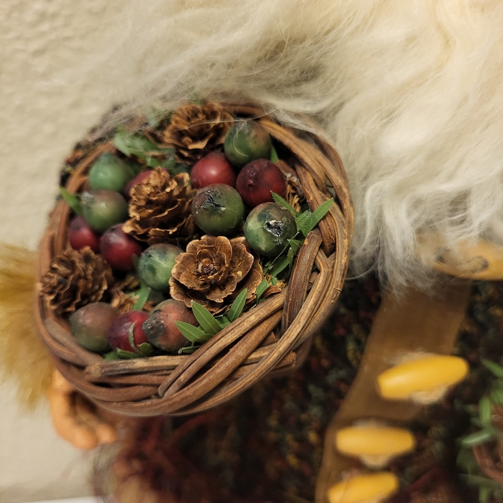 Rustic Santa Claus - Picture 7 of 11